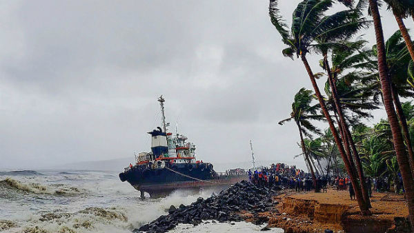 কবে নাগাদ আছড়ে পড়বে ঝড়!