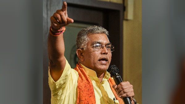 দমবন্ধ হয়ে যাচ্ছে তৃণমূলের