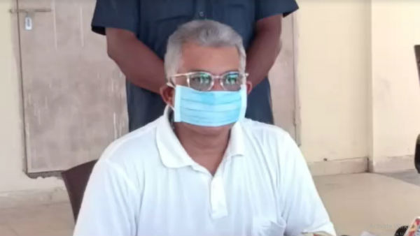 গণতান্ত্রিক দেশে কাউকে আটকানো যায় না!