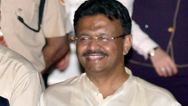 অতীন ঘোষকে আমন্ত্রণ