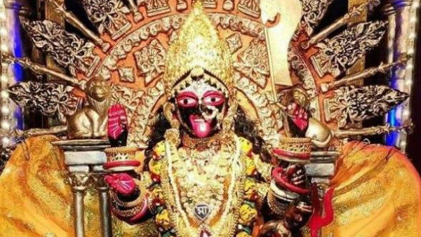 সোনায় মুড়েছে কালীমূর্তি, অনুব্রতর প্রার্থনা কী?