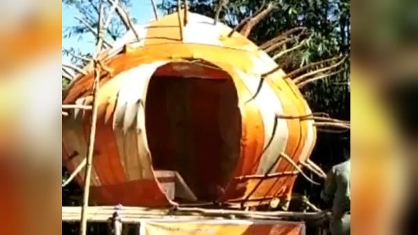 সামনের সারির যোদ্ধাদের সম্মান জানাতে করোনার থিম দক্ষিণ দিনাজপুরের এই মণ্ডপে সামনের সারির যোদ্ধাদের সম্মান জানাতে করোনার থিম দক্ষিণ দিনাজপুরের এই মণ্ডপে