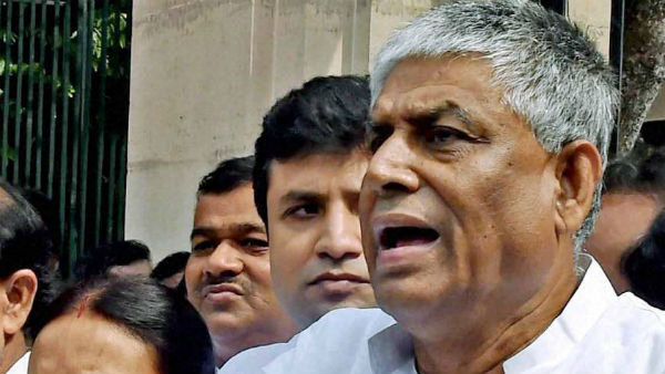 মান্নান প্রাতরাশ বৈঠকে গেলেন রাজ্যপালের দরবারে