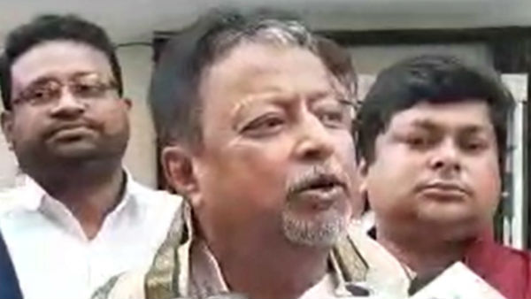 মুকুল রায়কে দলে নিয়ে সারদা নিয়ে জ্ঞান দেবেন না, প্লিজ