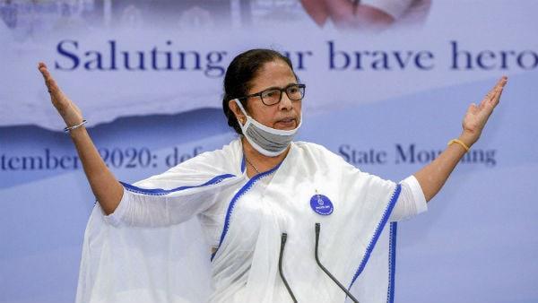 বিশেষ দায়িত্বে রিনা মিত্র
