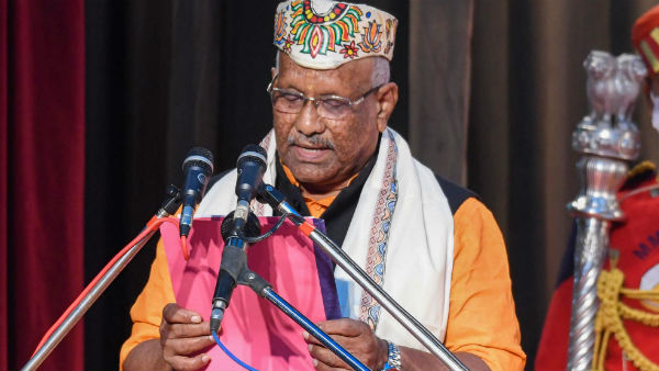 একটানা চারবার জয়ের রেকর্ড তারকিশোরের