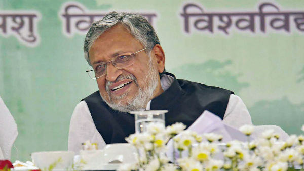 বিহারের পর্ববেক্ষক ফড়নবীশের সুশীল-বার্তা