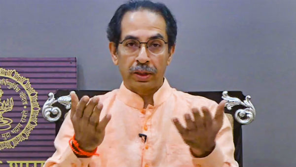 শিবসেনার আক্রমণ