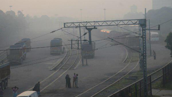 বাংলার দুদিকে দুই ঘূর্ণাবর্ত