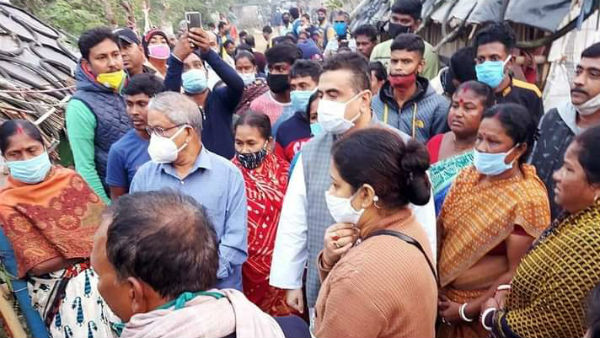 সোমবার ভাঙচুরের অভিযোগ তৃণমূলের বিরুদ্ধে