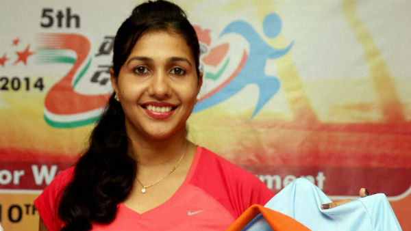 একটি কিডনি নিয়ে বিশ্ব কাঁপানোর রোমহর্ষক গল্প শোনালেন কিংবদন্তি অঞ্জু! একটি কিডনি নিয়ে বিশ্ব কাঁপানোর রোমহর্ষক গল্প শোনালেন কিংবদন্তি অঞ্জু!