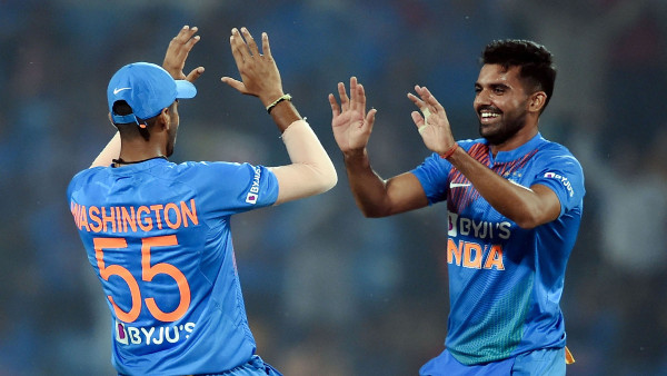 অনেকটা নেমেছেন চাহার