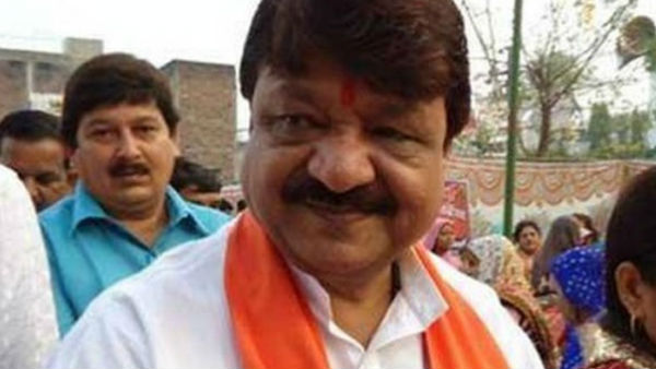 ভাইপোকে ভয় পান মমতা, নাম খারাপ হচ্ছে মন্ত্রিসভারও