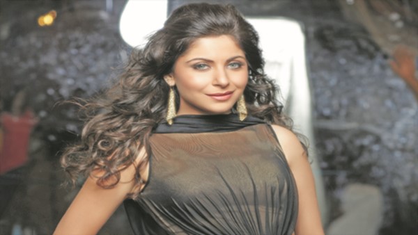 করোনা ভাইরাসের জন্য তালিকায় স্থান কণিকা কাপুরের