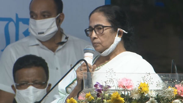 ব্রিজের উদ্বোধনী অনুষ্ঠানে কেন্দ্রকে নিশানা মমতার