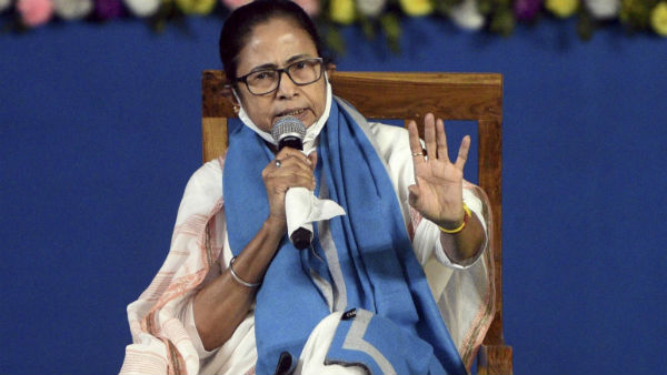 সরকারি স্কুলগুলিকে দেওয়া হবে কম্পিউটার