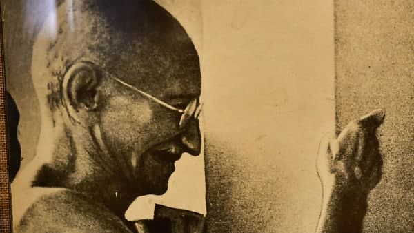 কৃষক আন্দোলনের সমর্থনে গান্ধী মেমোরিয়াল প্লাজার সামনে জমায়েত