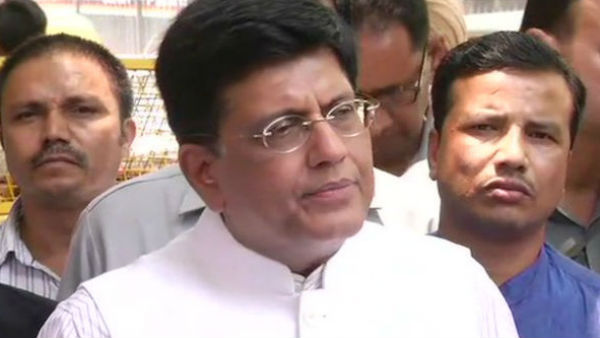 লাঙ্গারের খাবার পীযূষদের!