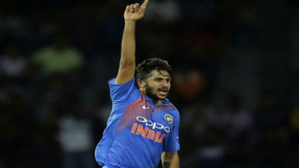 পরিবর্তে কে