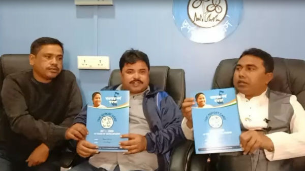 ফ্যাক্টর নয় ২১-এর নির্বাচন, আম্ফান ক্ষত সারিয়ে উঠতে মমতাতেই ভরসা সুন্দরবনের ফ্যাক্টর নয় ২১-এর নির্বাচন, আম্ফান ক্ষত সারিয়ে উঠতে মমতাতেই ভরসা সুন্দরবনের