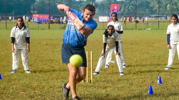 অ্যাডাম গিলক্রিস্ট