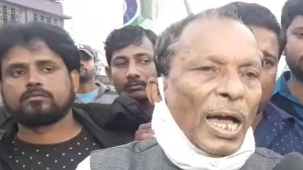 অখিল গিরির অভিযোগ