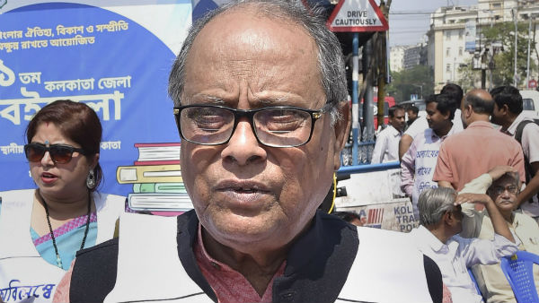 লাল পতাকায় মুড়ে জনসংযোগে অশোক