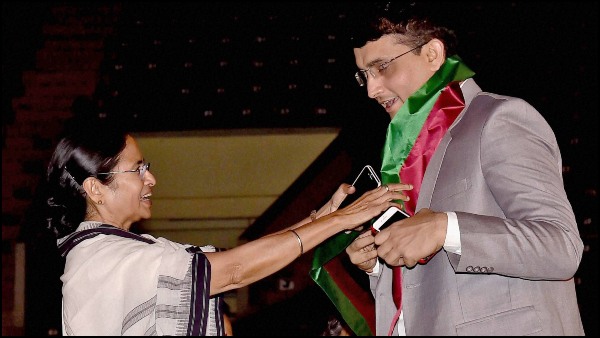 সৌরভকে দেখতে হাসপাতালে মমতা, মহারাজের আরোগ্য কামনায় মুখ্যমন্ত্রী সৌরভকে দেখতে হাসপাতালে মমতা, মহারাজের আরোগ্য কামনায় মুখ্যমন্ত্রী