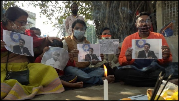 মহারাজের কামব্যাকের মঙ্গলকামনায় যজ্ঞের আয়োজন সৌরভ ফ্যান্স ক্লাবের মহারাজের কামব্যাকের মঙ্গলকামনায় যজ্ঞের আয়োজন সৌরভ ফ্যান্স ক্লাবের