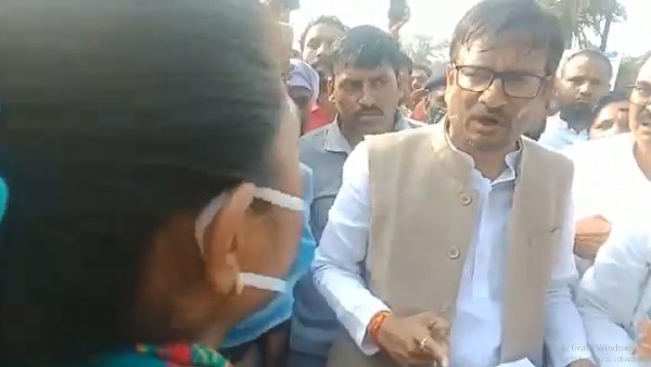 মহিলা আমলাকে প্রকাশ্যে হুমকি মধ্যপ্রদেশের বিধায়কের! কৃষক আন্দোলনের মাঝেই ফের অস্বস্তিতে কংগ্রেস মহিলা আমলাকে প্রকাশ্যে হুমকি মধ্যপ্রদেশের বিধায়কের! কৃষক আন্দোলনের মাঝেই ফের অস্বস্তিতে কংগ্রেস