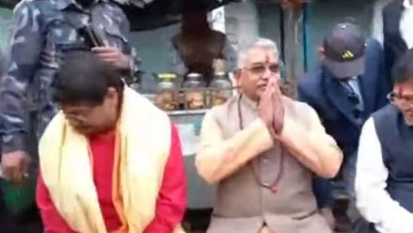 জয় শ্রীরামের প্রচার করছেন মমতাই