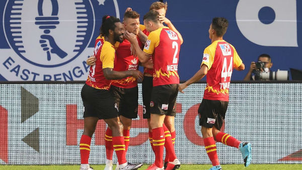 East Bengal: মিটছে চুক্তি জট, জুলাইয়ের এই তারিখে ইস্টবেঙ্গল-ইমামির চুক্তি সই হতে চলেছে East Bengal: মিটছে চুক্তি জট, জুলাইয়ের এই তারিখে ইস্টবেঙ্গল-ইমামির চুক্তি সই হতে চলেছে