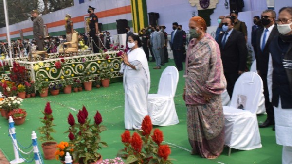 নেতাজিকে শ্রদ্ধা কলকাতা পুলিশের