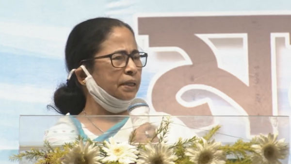 স্বাস্থ্যসাথীতে পরিষেবা না দিলে লাইসেন্স বাতিল হতে পারে!