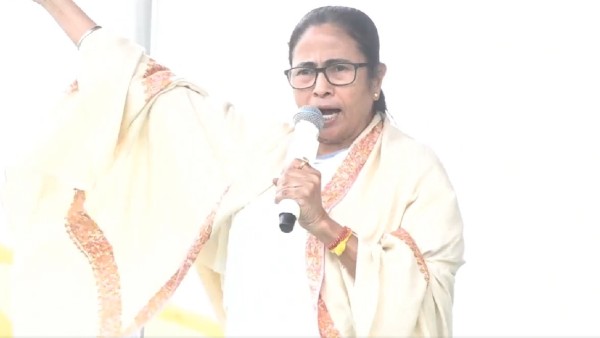 বহিরাগতদের কাছে মাথা নত করেনি পুরুলিয়া