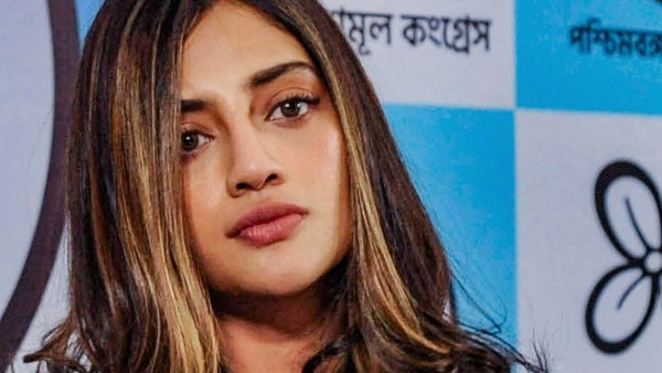 পিসির জবাবে কাকু সম্বোধন