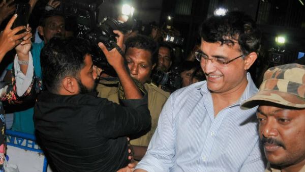 বিজ্ঞাপনে কী বলেন সৌরভ