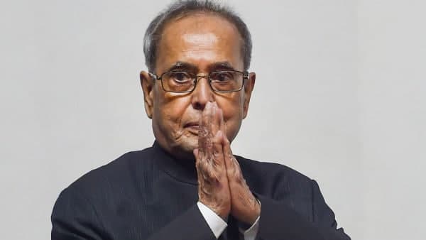 সোনিয়া দলের কাজ সামলাতে পারছিলেন না