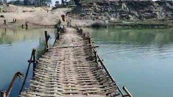 গ্রামবাসীদের অভিযোগ