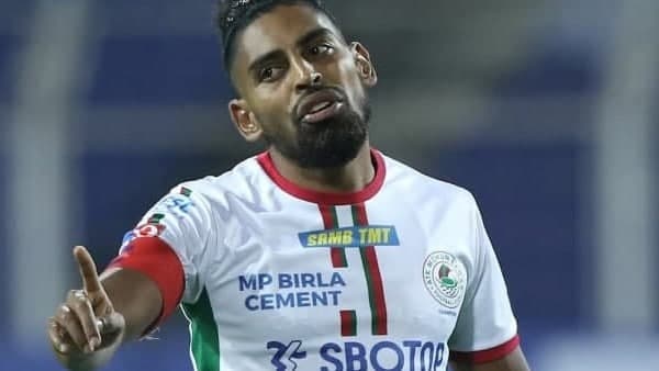 আইএসএল ২০২০-২১ : এটিকে মোহনবাগান ও নর্থইস্টের হাড্ডাহাড্ডি ম্যাচের প্রথমার্ধ গোলশূন্য আইএসএল ২০২০-২১ : এটিকে মোহনবাগান ও নর্থইস্টের হাড্ডাহাড্ডি ম্যাচের প্রথমার্ধ গোলশূন্য