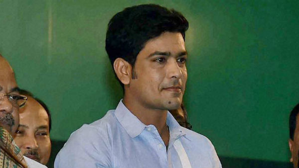 নিরপেক্ষকে সভাপতির পদে বসিয়ে সমন্বয়ের চেষ্টা