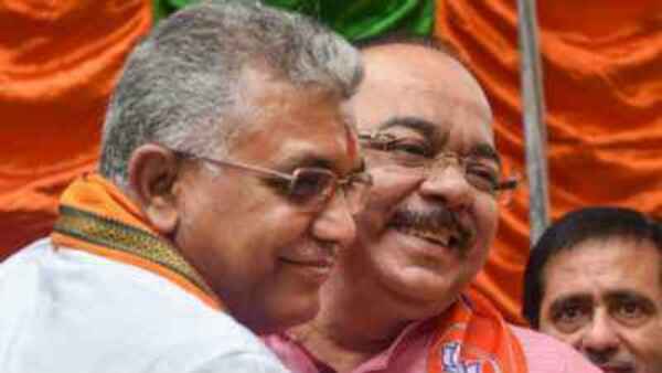 শোভনের সঙ্গে যোগাযোগে একাধিক বিদায়ী কাউন্সিলর!