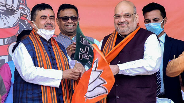 শুভেন্দু তৃণমূল ছাড়ার সিদ্ধান্তের পর থেকে বড়ই দোটানায়