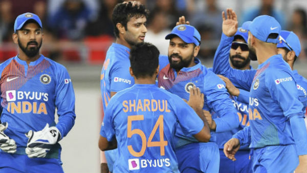 বিদেশ পরে ব্যাট করে ভারতের টেস্ট জয়