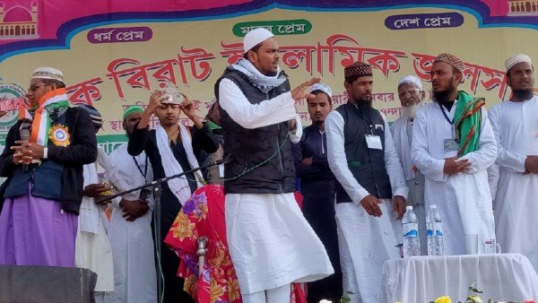ব্রিগেডের মঞ্চেই তাল কেটেছে