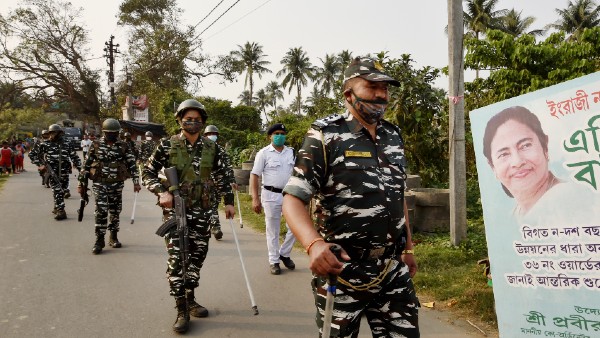কেন্দ্রীয় বাহিনী নিয়ে তৎপর