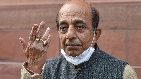 তালিকায় নাম না থাকলেও ত্রিবেদীকে বক্তব্য পেশ করতে দেওয়া হয়