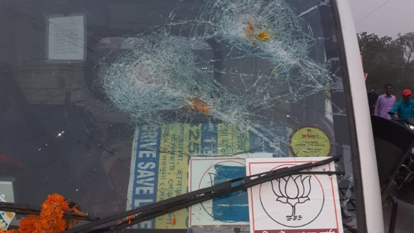 'ইট মেরে প্রচারে আসতে চাইছে বিজেপি'