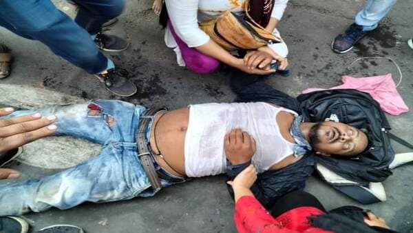 নবান্ন অভিযানে বেধড়ক লাঠি