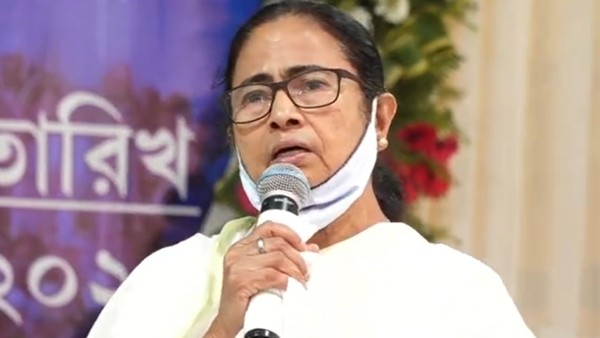 ষড়যন্ত্র!